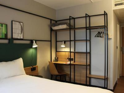 Ibis Evry-courcouronnes Courcouronnes